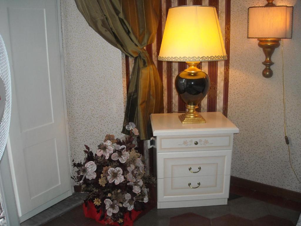 Art Domus Reale Bed & Breakfast Рим Екстериор снимка