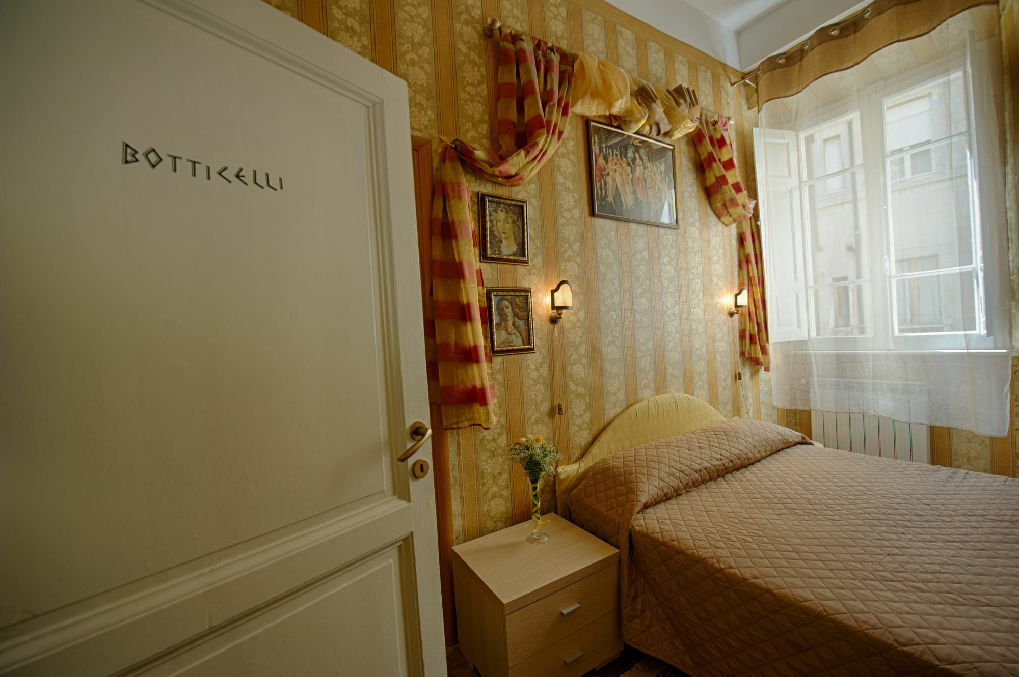 Art Domus Reale Bed & Breakfast Рим Екстериор снимка