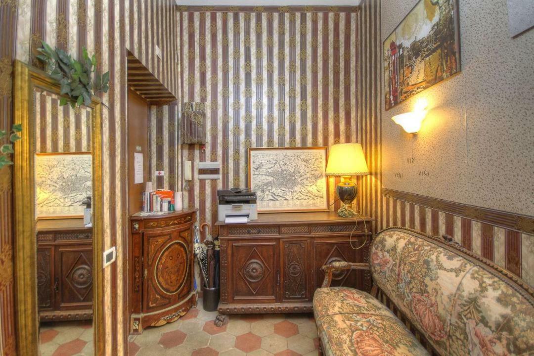 Art Domus Reale Bed & Breakfast Рим Екстериор снимка
